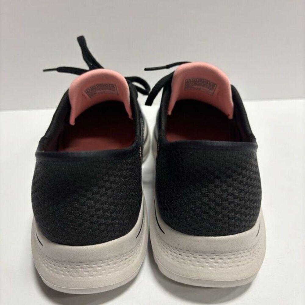 Skechers Women’s Go Walk 7, Black/Multi Slip-On Shoes, Size 9.5 M - Picture 3 of 6